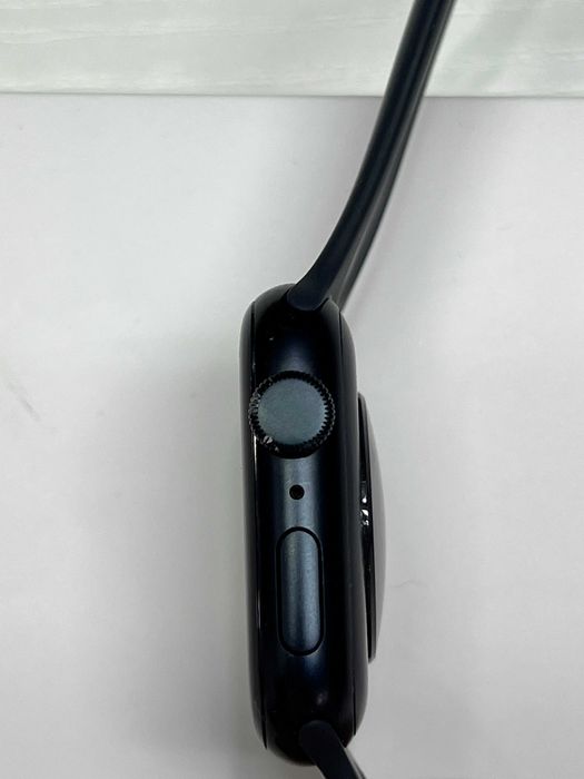 BU Apple Watch SE (2‑го покоління) — 44 мм, Midnight Aluminum