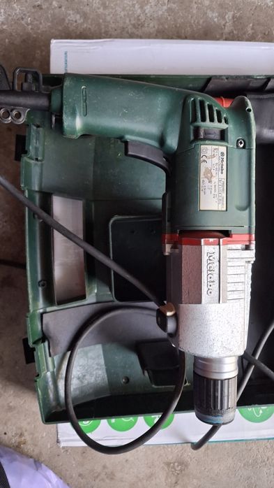 Martelo Perfurador Metabo BHE 6024 – Profissional