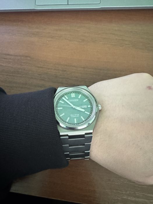 Годинник Citizen