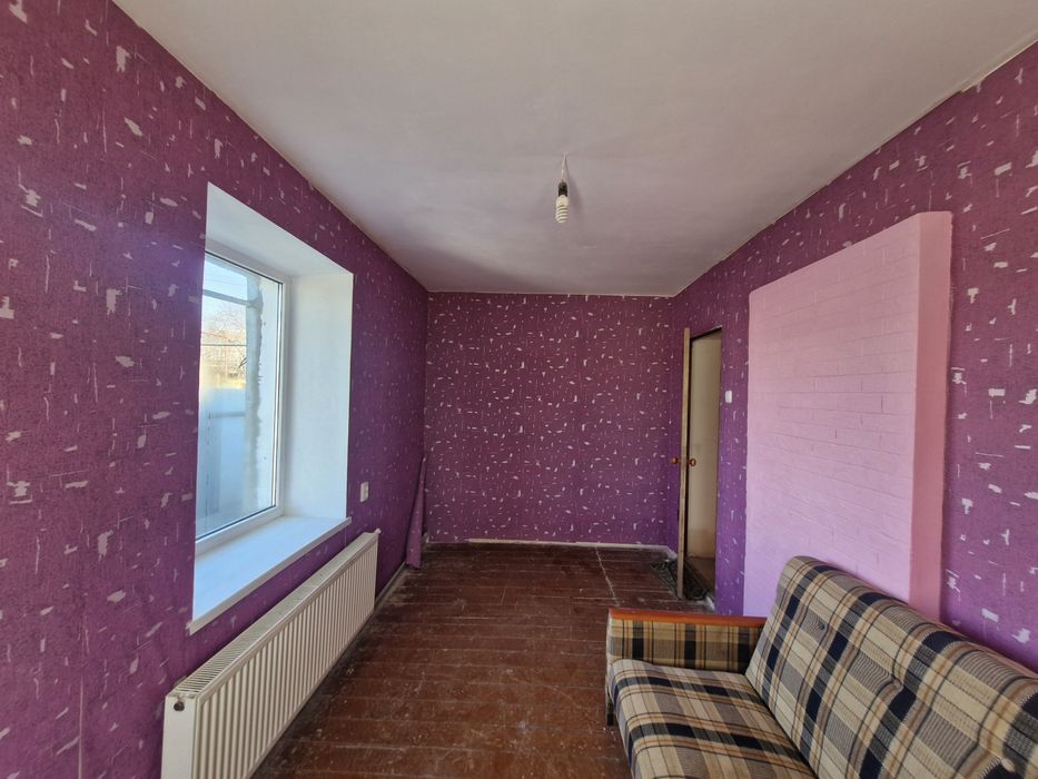 Крепкий одноэтажный дом