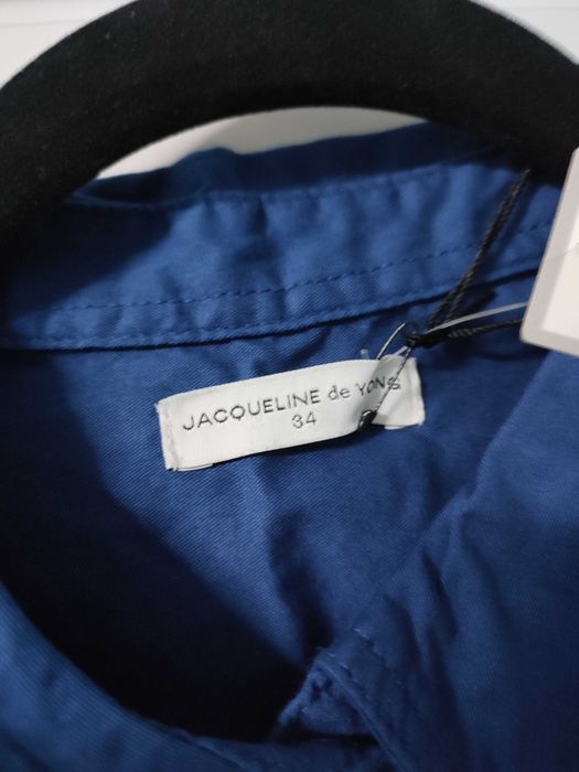 Klasyczna elegancka damska koszula