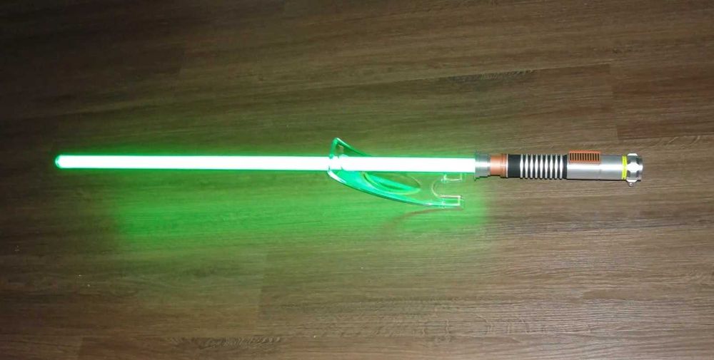 Меч Люка Скайуокера зеленый Force FX оригинал