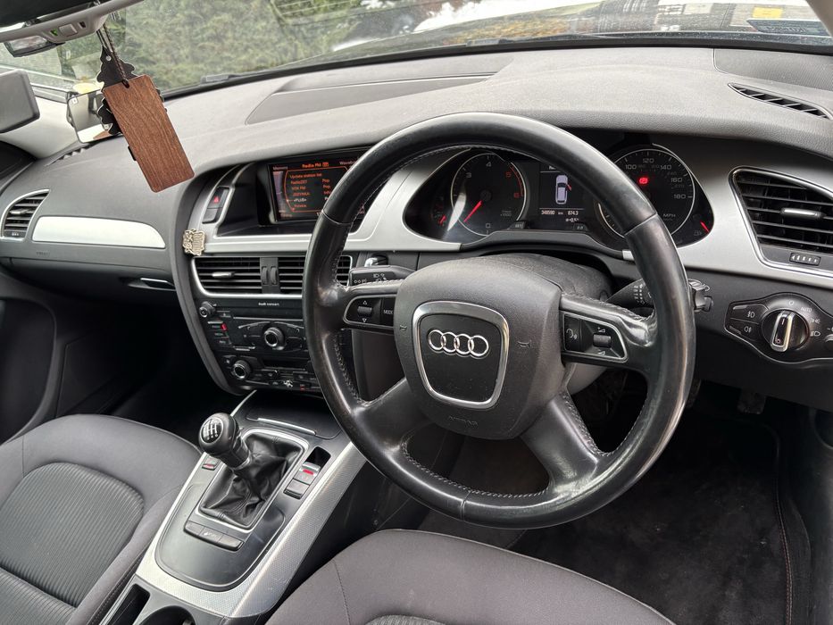 Audi A4 B8 kombi anglik