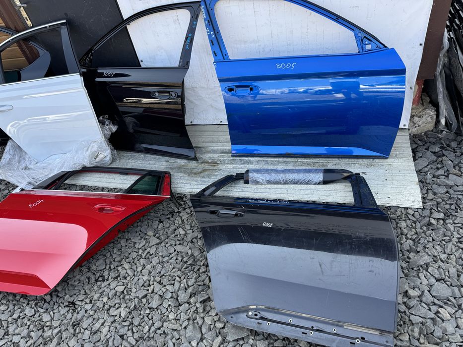 Двері дверь Superb 3 Шкода Суперб 3 Skoda