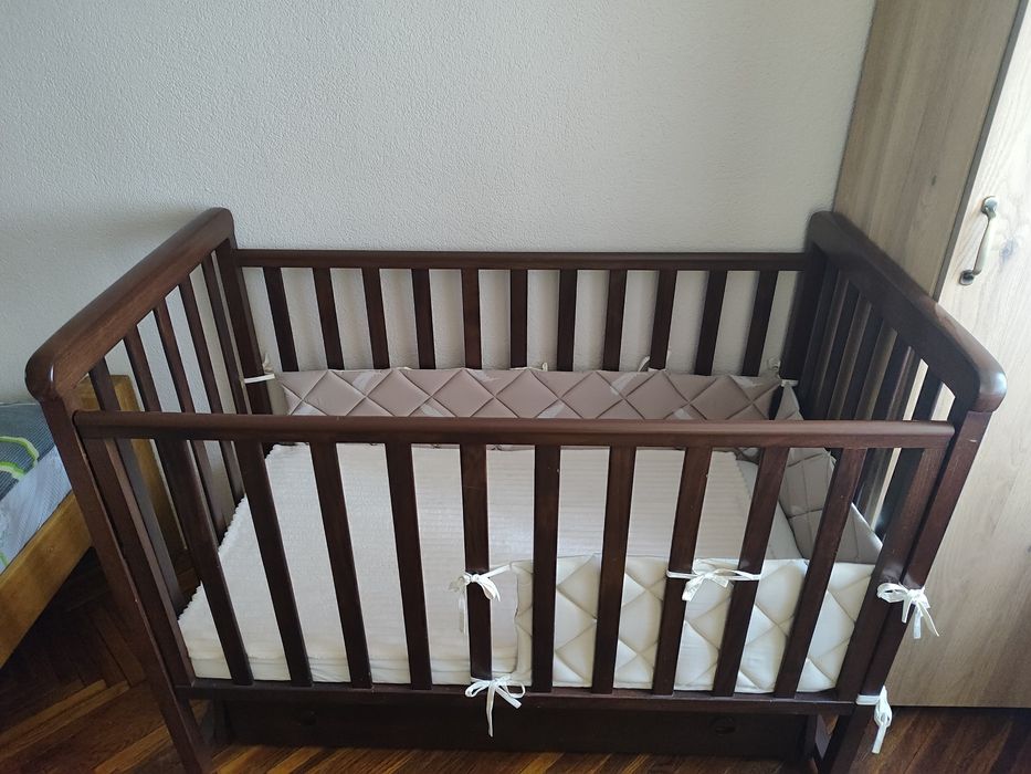 Дитяче ліжечко з шухлядою, б/у