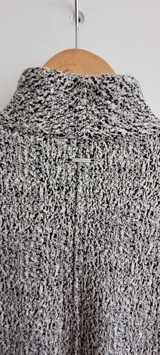 Casaco completamente novo