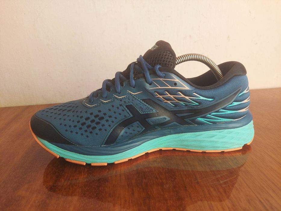 Кроссовки бігові фірми Asics GEL-CUMULUS 21 на GoreTex оригінал

65()/