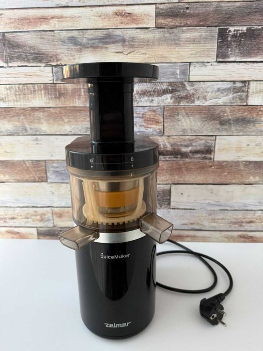 Шнековий соковитискач Zelmer JP1500