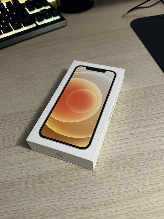 iPhone 12. Stan bardzo dobry