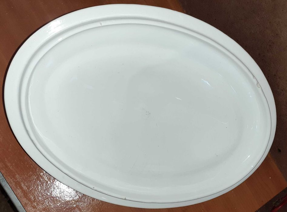 Terrina Antiga em Porcelana