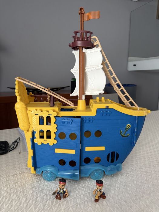 Barco Jake e os piratas