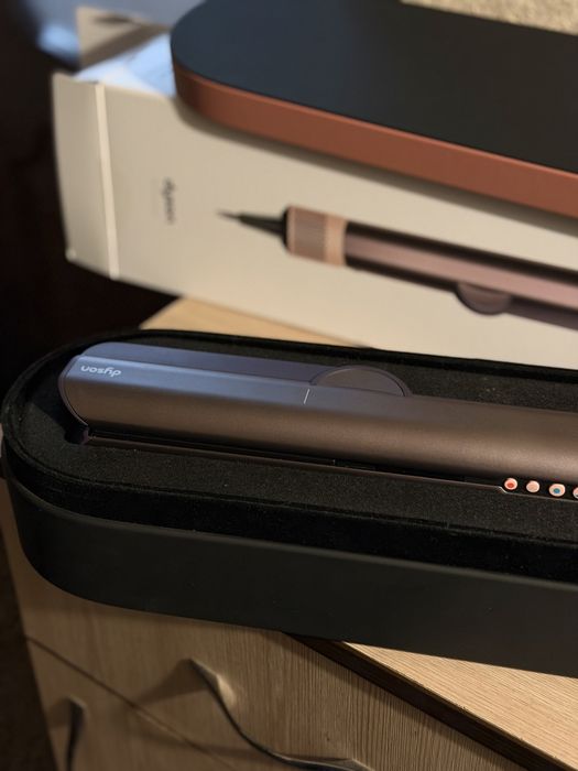 Випрямляч для волосся Dyson Airstrait HT01