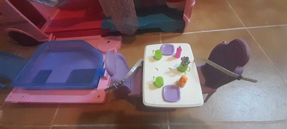 Caravana da Barbie Completa em excelente estado - Padrão da Légua
