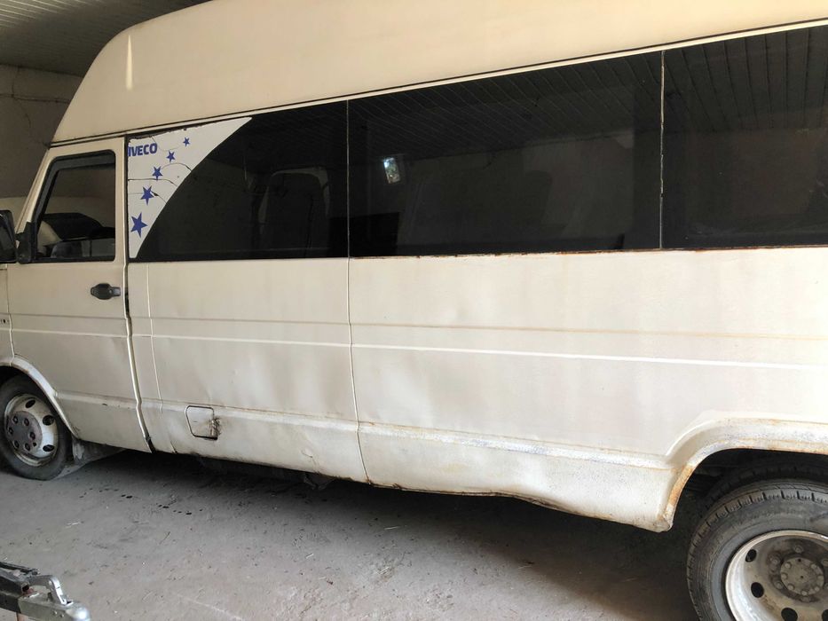 Івеко 3512 автобус