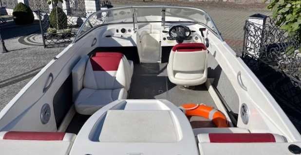 Łódź motorowa BAYLINER z silnikiem MerCruiser 3.0 L
