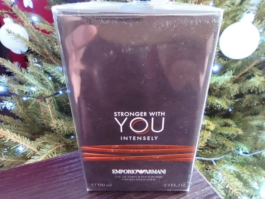 Giorgio Armani Emporio Stronger With You Intensely.