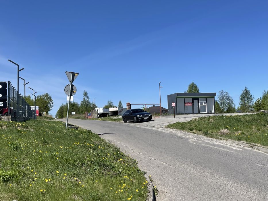 Продам комерційну площадку, територію