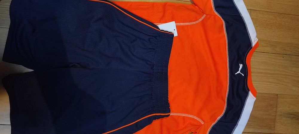 Dres dla dziecka Puma r. 122