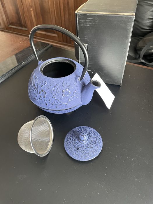 Чайник чугунний метал