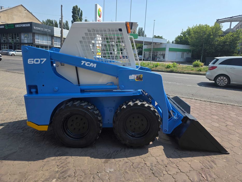 Навантажувач фронтальний TCM 607T