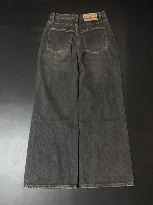 штаны Diesel D-Rise Straight Distressed Jeans