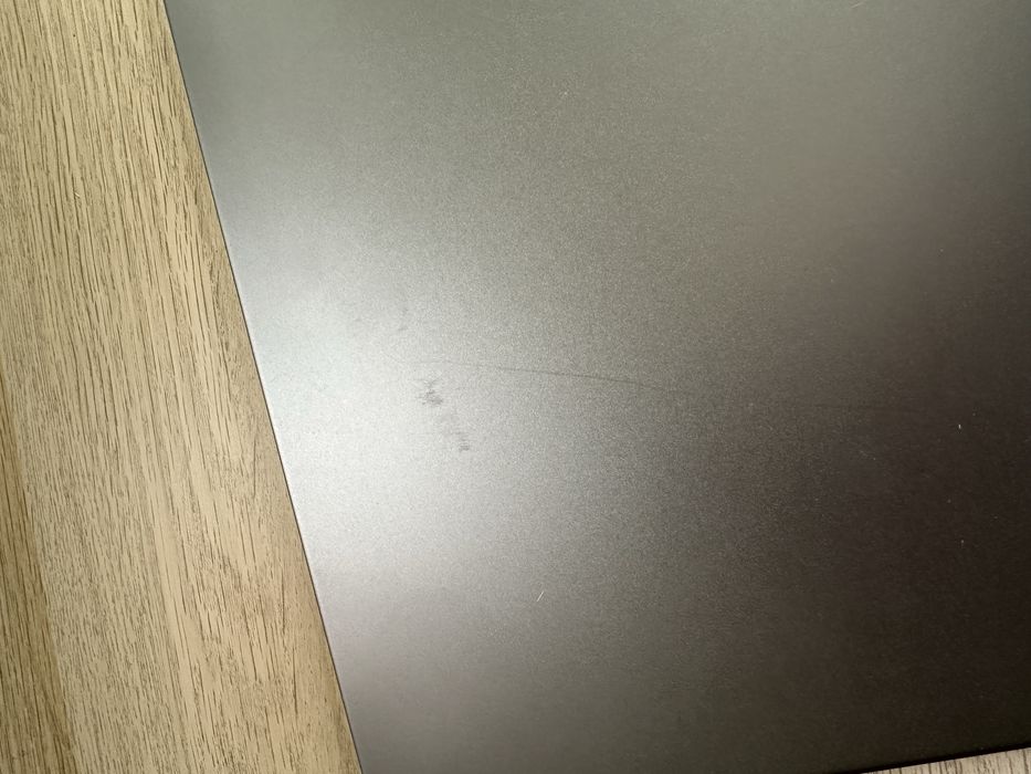 Laptop DELL VOSTRO 15’ 5568 uszkodzony