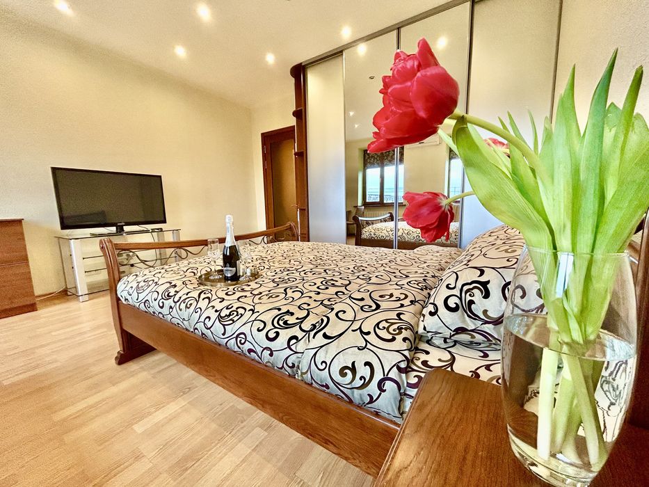 (4)Квартира посуточно с Джакузи , 17 Больница , Прос.Героев Харькова