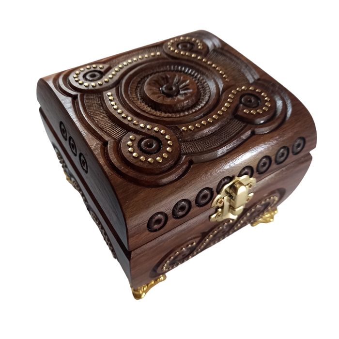 Шкатулка дерев'яна,різьблена