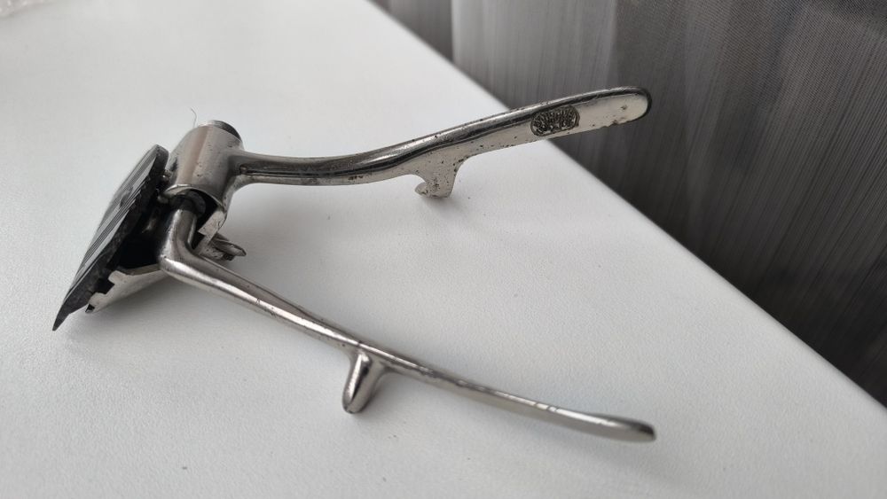 Машинка для стрижки горький  1960 г винтаж