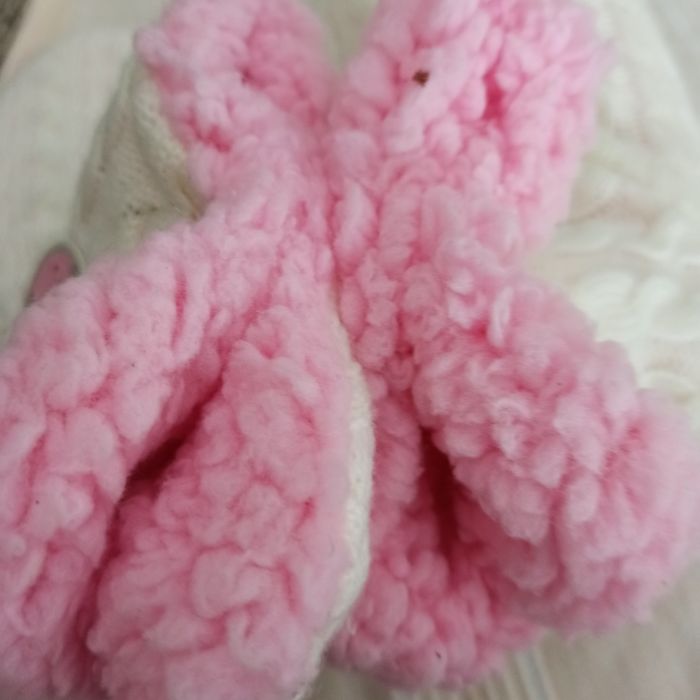 Pantufas brancas com pêlo rosa 35-38
