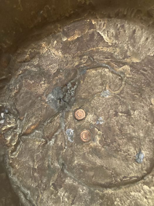 Tacho muito antigo de cobre