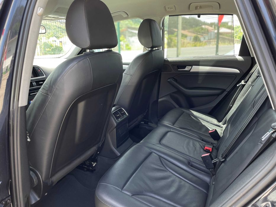 Audi Q5 2.0 TDi Business Line NACIONAL