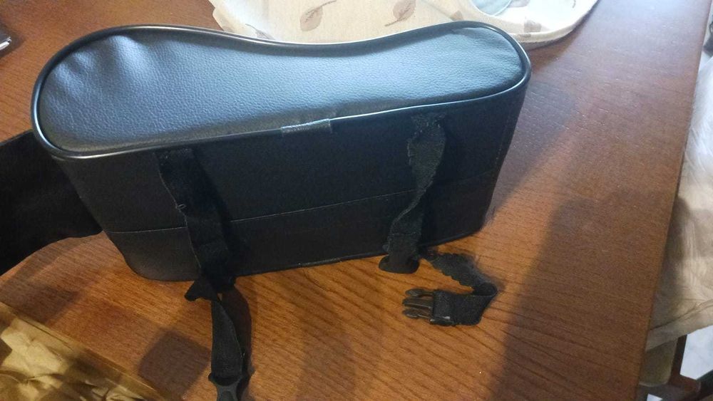 Apoio braço para carro