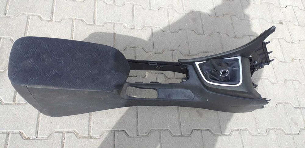 Tunel podłokietnik skóra Honda Civic IX