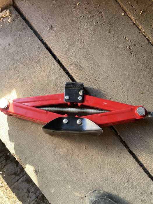 Toyota 200 Lexus LX інструмент домкрат