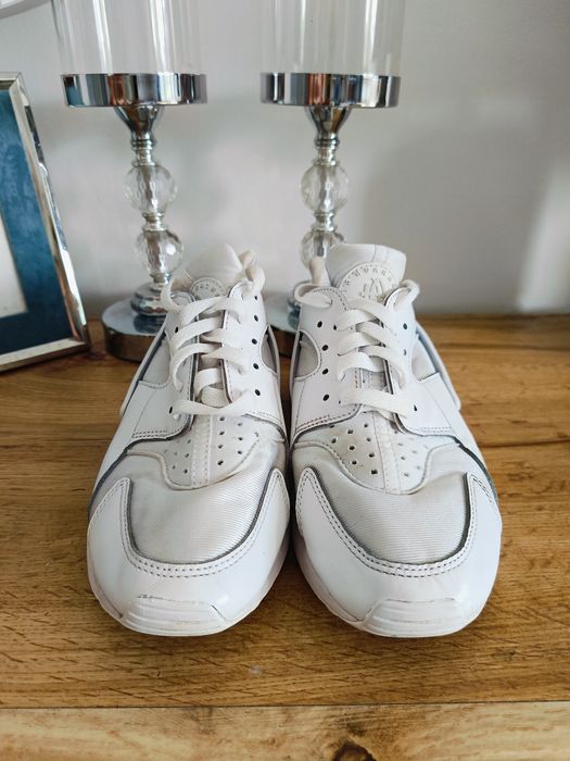 Buty Nike huarache 40 białe