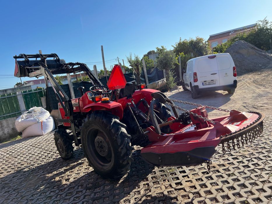 Trator 30 cavalo (Sem matrícula)