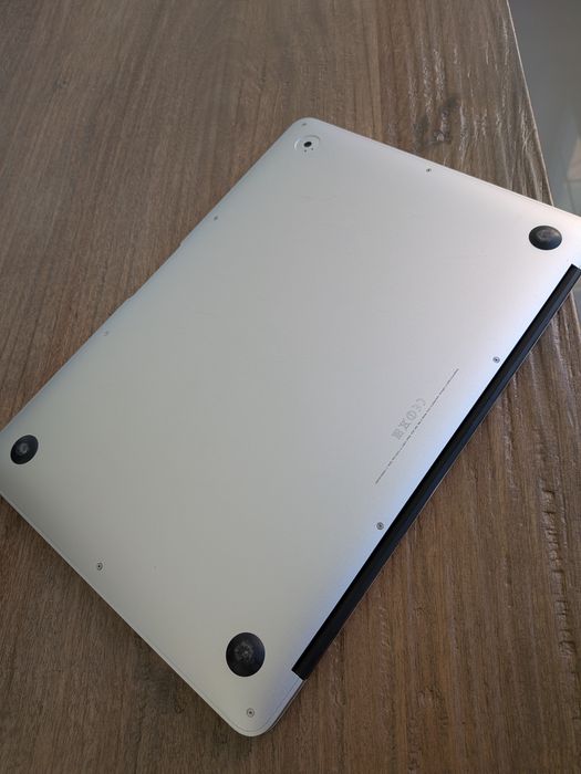 MacBook Air 13" Apple A1466 | Funciona perfeitamente | 130€