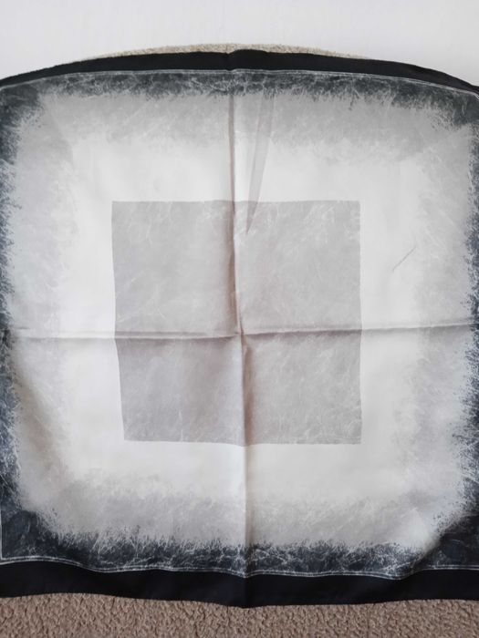 Apaszka chustka damska 50cmx50 cm Nowa