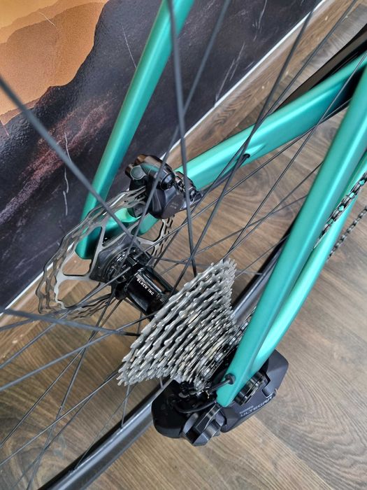 Factor Monza - Shimano Ultegra Di2