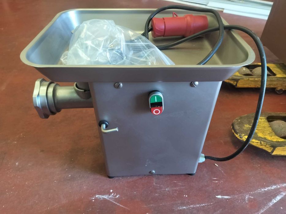 Picadora carne trifasica