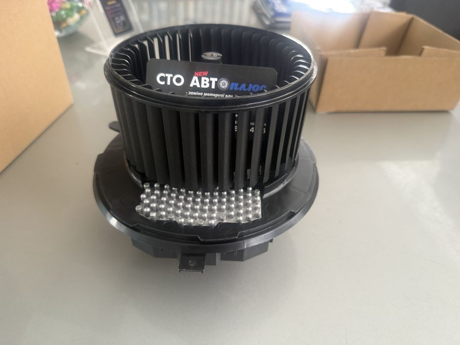 Заміна радіатора пічки вентилятора пічки радіатора охолодження