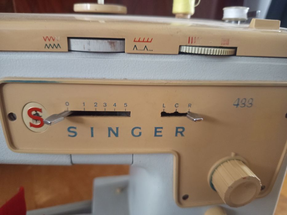 Maszyna do szycia Singer 433