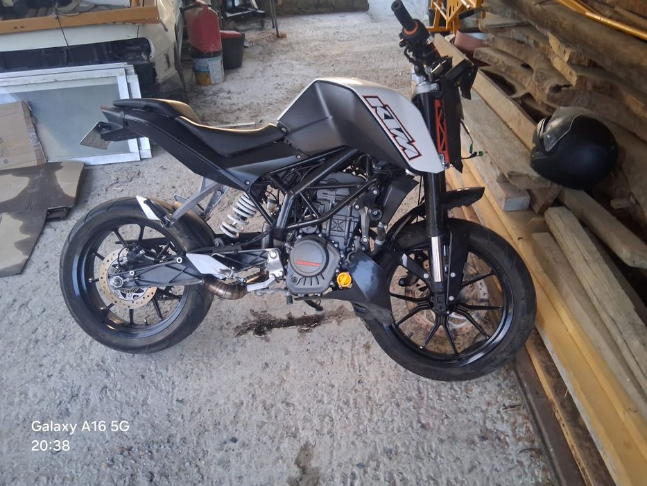 KTM 125 Duke 2014 Accident-Damaged