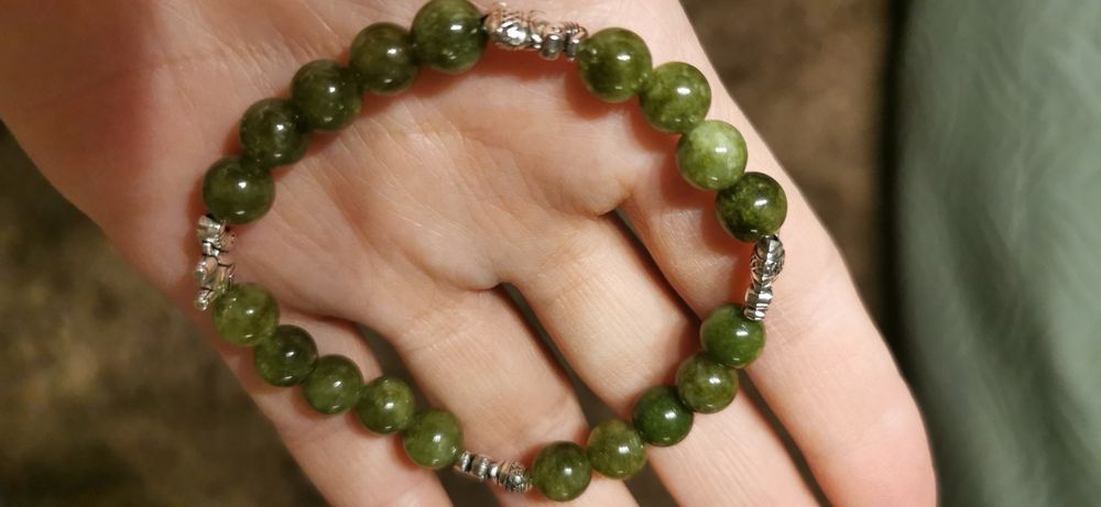 Piękna bransoletka z kamieni naturalnych zieloney jadeit