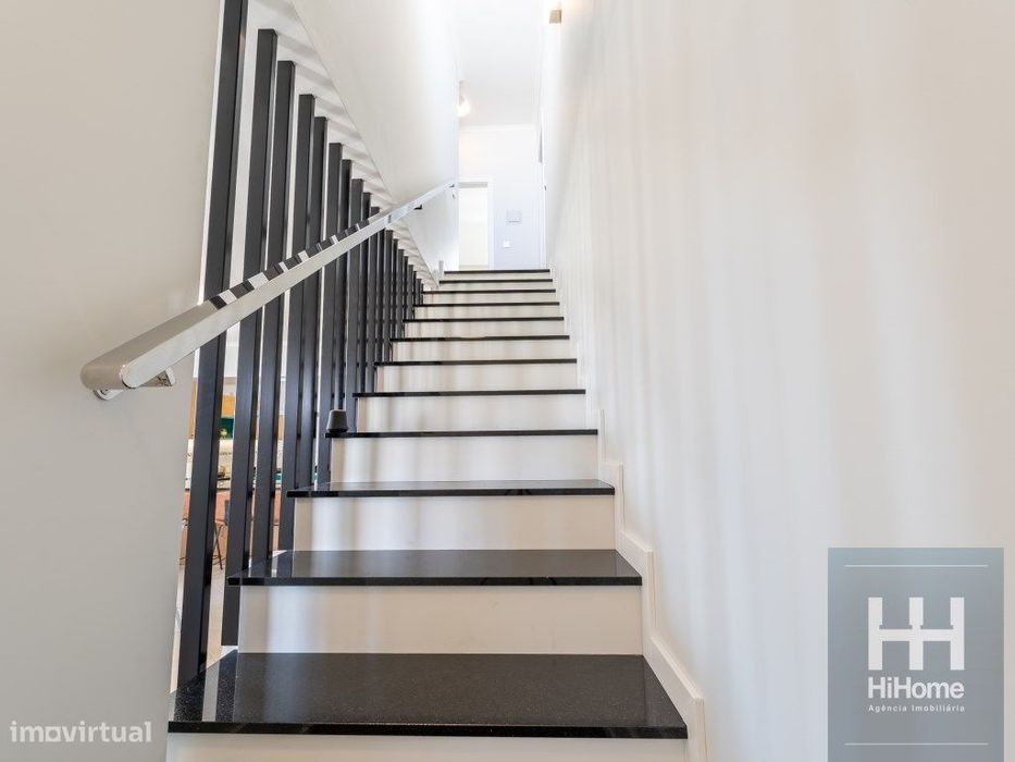 Moradia T3 Renovada nas Lombas, Porto Santo