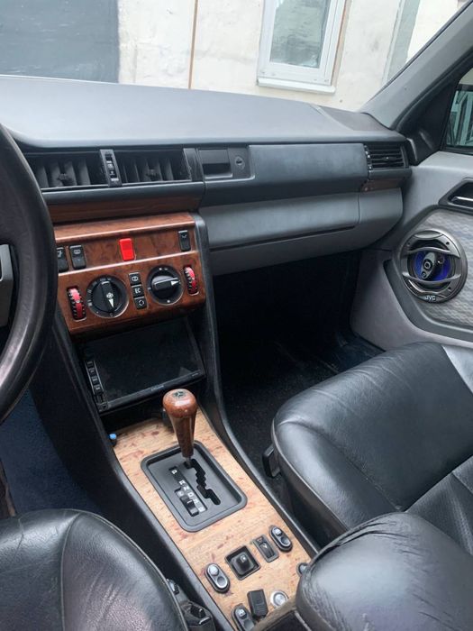 Mercedes E-Class w124