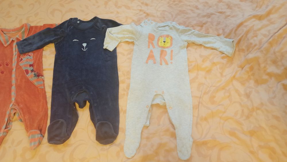 Pajace chłopięce 4 szt r.68