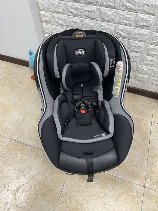 Автокрісло Chicco Nextfit Zip Max Група 0+/1/2 (0-30кг) чико
