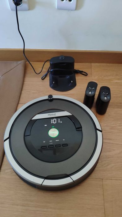iRobot Roomba 870 Vacuum Cleaner